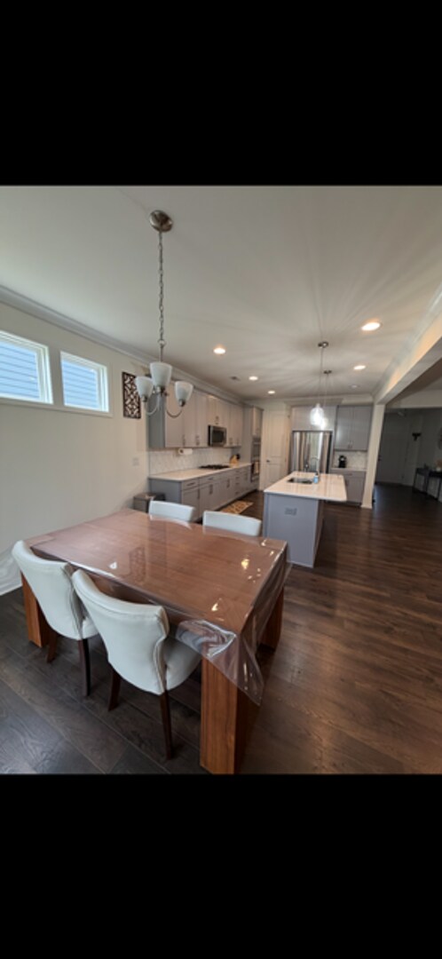Foto del edificio - Coming Soon!  5 BR/4BA | Newly Renovated Single Family Home | 1-Car Garage Parking | Fenced backyard