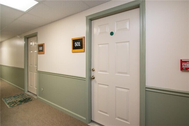 Foto del edificio - 3524 W Shore Rd