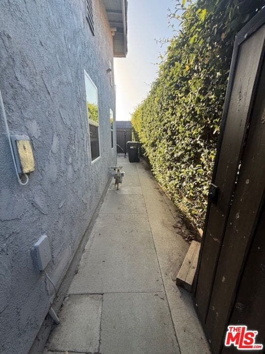 Building Photo - 6211 Anastasia Ave