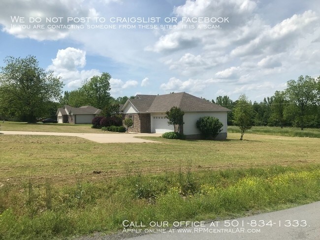 Building Photo - 3050 Hwy 319 W