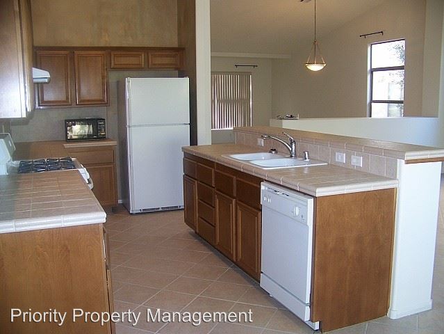 Building Photo - 5608 Majestic Tide Ave