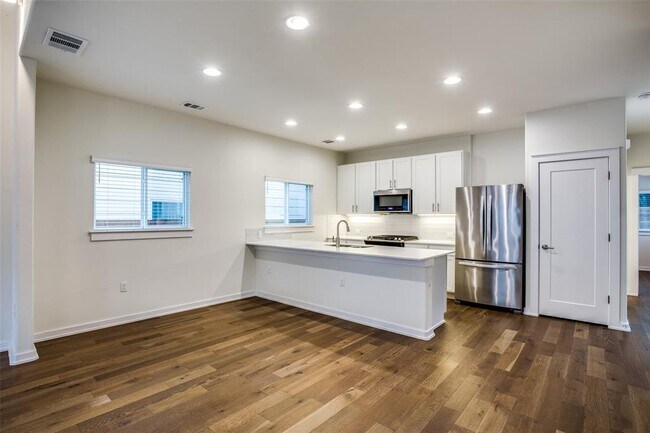 Foto del edificio - 6800 Menchaca Rd