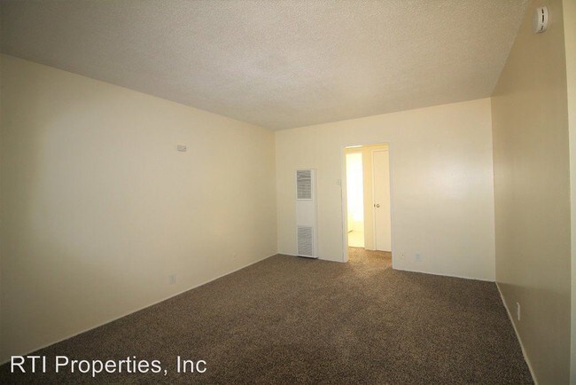 Foto del edificio - 2126-2130 W El Segundo Blvd