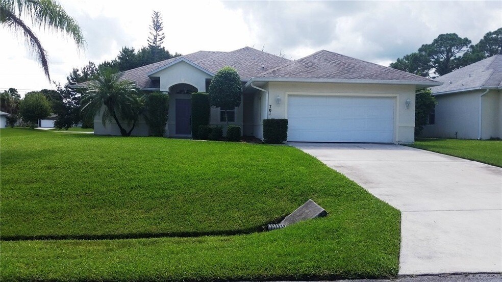 Foto principal - 701 Forster Ave