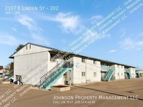 Building Photo - 2107 E Linden St