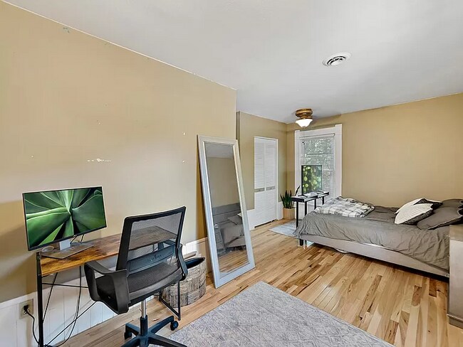 Foto del edificio - 4412 Wyandot St