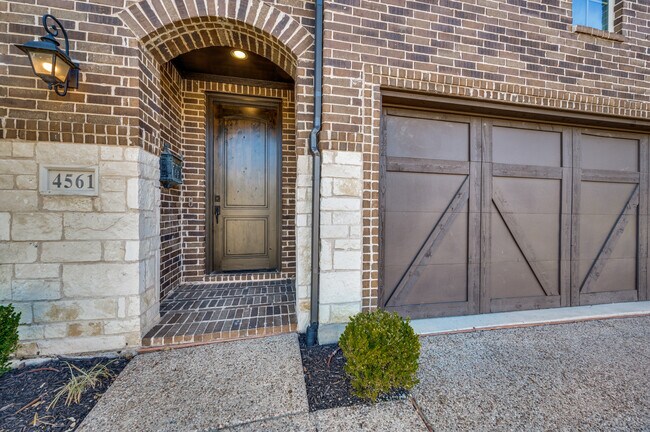 Building Photo - 4561 Ivory Horn Dr