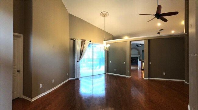 Building Photo - 4904 Ebensburg Dr