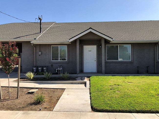 Building Photo - 948 Mehlert St
