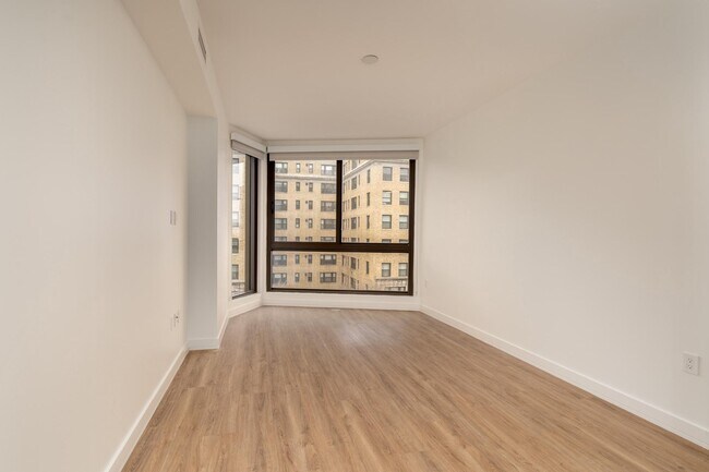 Foto del edificio - 1630 Columbia Rd NW