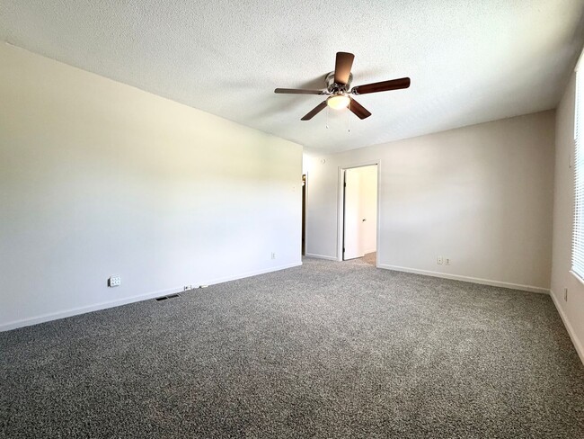Foto del edificio - Bancroft Circle Apartments