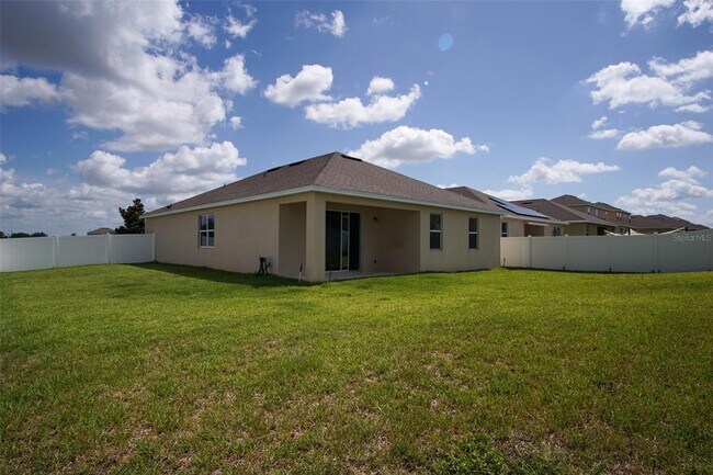Building Photo - 401 Aragosa Dr
