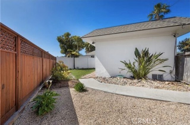 Building Photo - 34761 Calle Del Sol