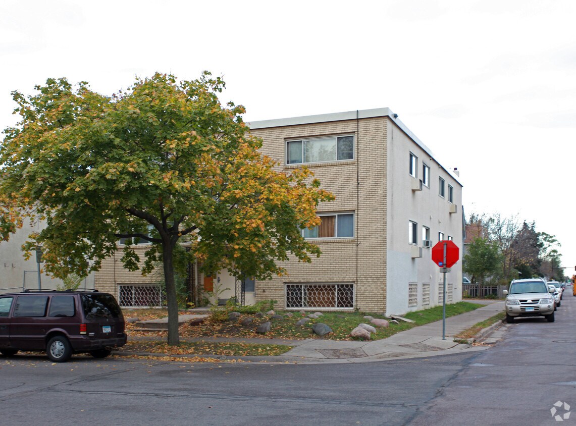 Foto del edificio - 3100 19th Ave S