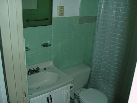 Foto del edificio - 825 Harris Ave