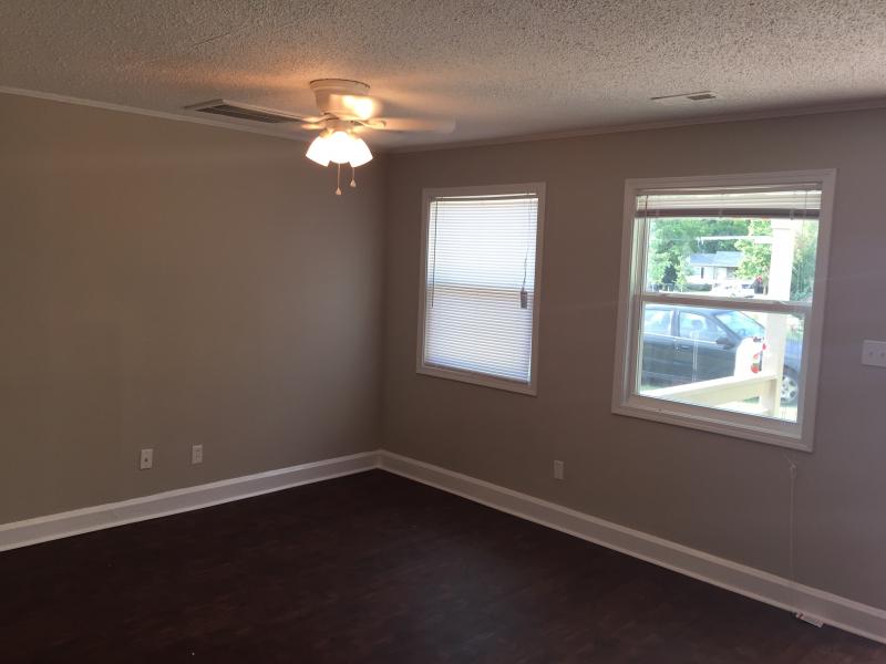 Foto principal - 1138 Cherokee Ave