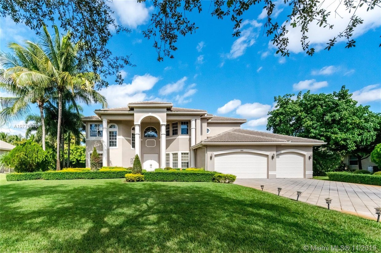 10881 Pine Lodge Trail, Davie, FL 33328 House for Rent in Davie, FL