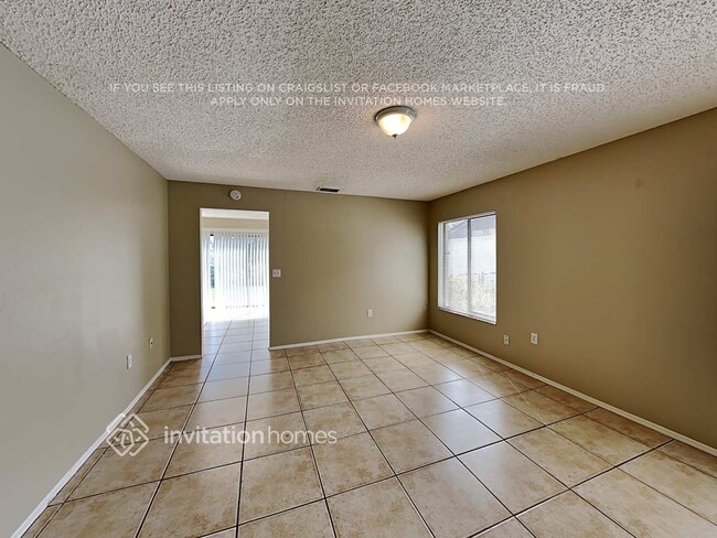 Building Photo - 1448 Marigold Dr