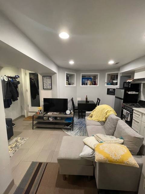 Foto del edificio - 1404 5th St NW