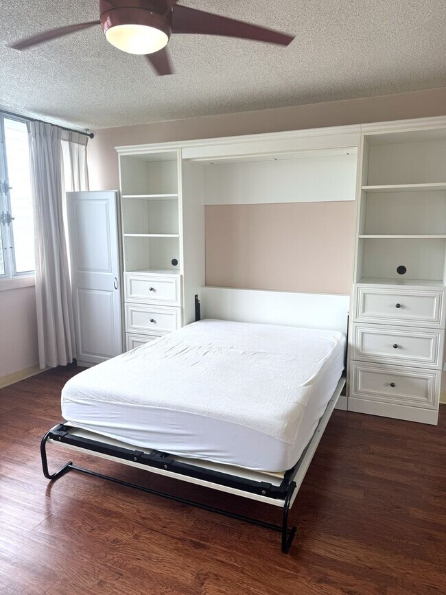 Foto del edificio - Rycroft Terrace - Upgraded Studio with Parking!