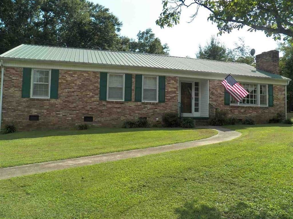 505 S Lovingood Ave, Walhalla, SC 29691 House Rental in Walhalla, SC