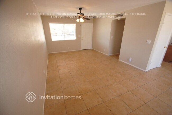 Foto del edificio - 817 N 95th St
