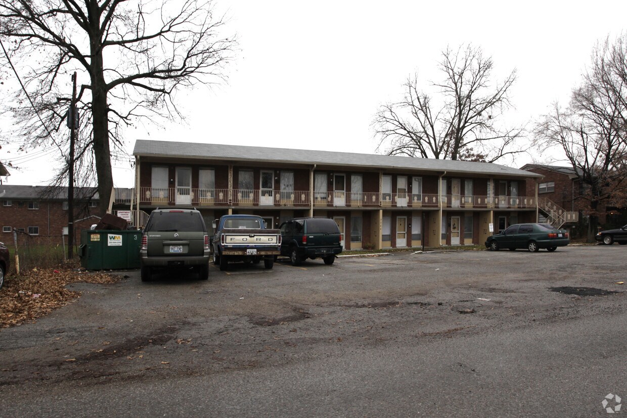Building Photo - 3204 E Indian Trl