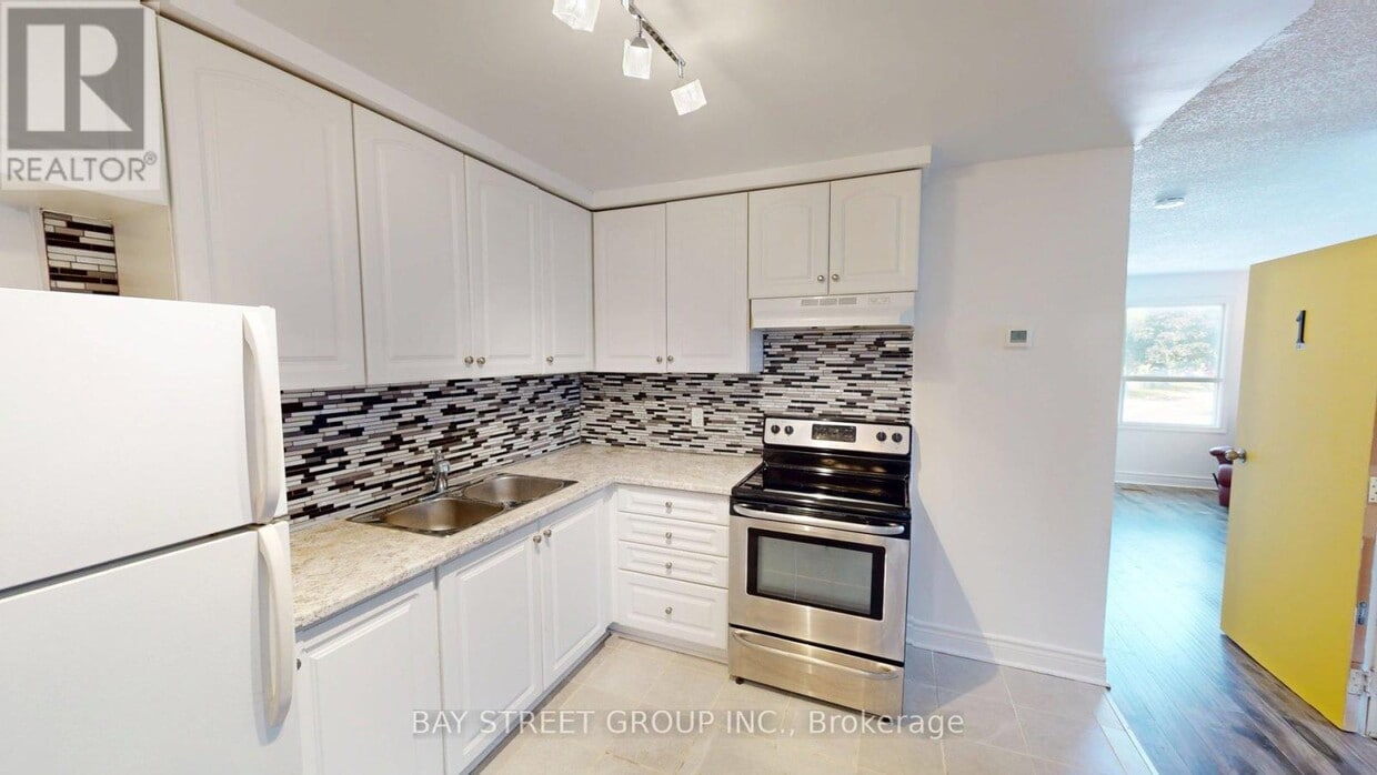 Photo principale - 1448 Outlet Dr