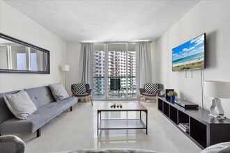 Building Photo - 3901 S Ocean Dr