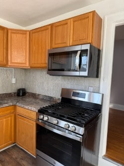 Building Photo - 48 Parkside Ct