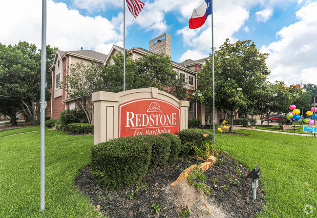 Primary Photo - Redstone Apartments