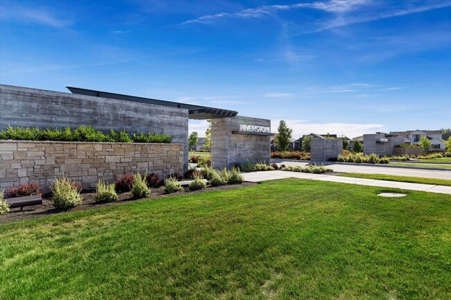 Building Photo - 8357 W Shams Ln