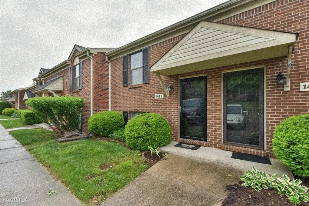 Primary Photo - 1412 Hartland Woods Way