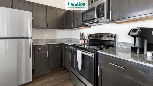 Building Photo - 1633 Greenridge Dr