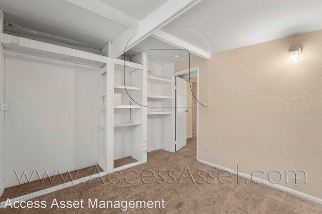 Building Photo - 3 br, 1 bath House - 32860 Wildomar Rd