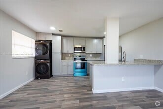 Building Photo - 4111 Stirling Rd