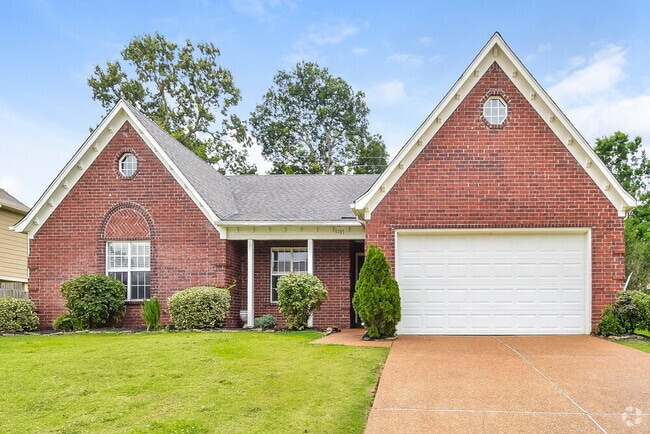 Building Photo - 9785 Kingsridge Dr
