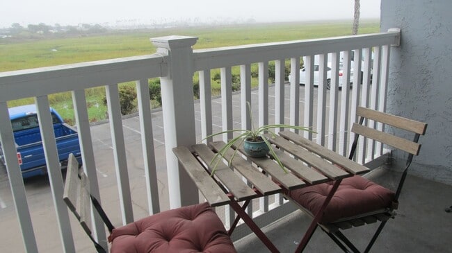 Foto del edificio - At the Beach