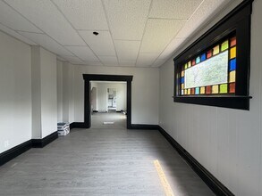 Building Photo - 543 Erin St
