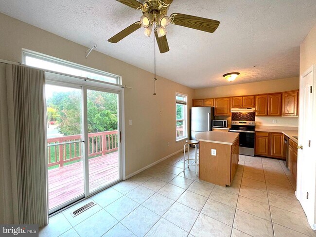 Building Photo - 48395 Surfside Dr