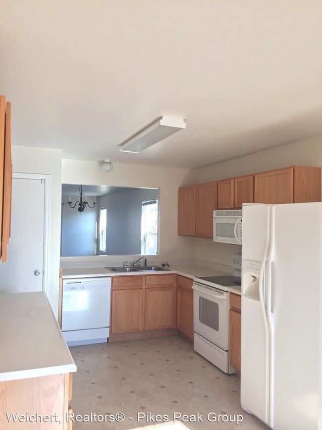 3 br, 2 bath House - 9339 Bethpage Road photo'