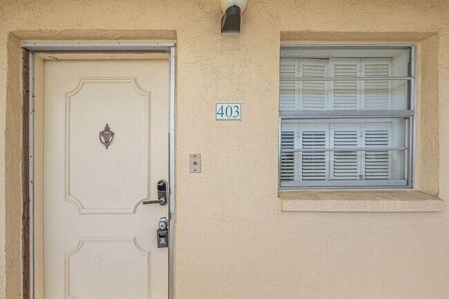 Foto del edificio - 2615 NE 3rd St