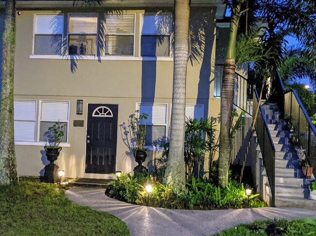 Foto del edificio - 496 28th Ave N