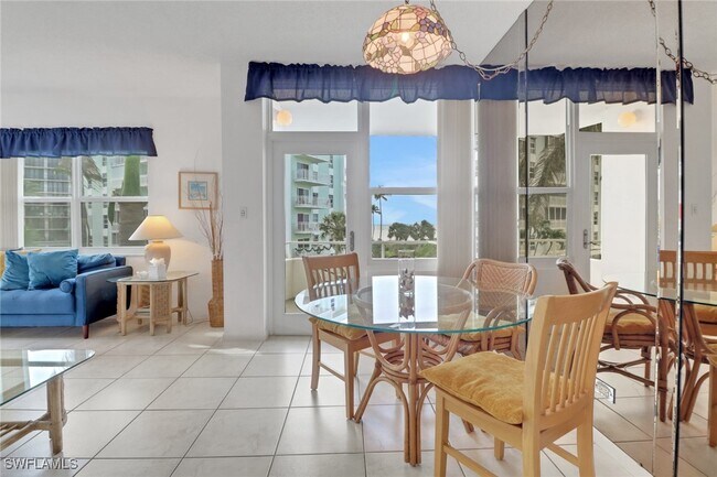 Foto del edificio - 220 Seaview Ct
