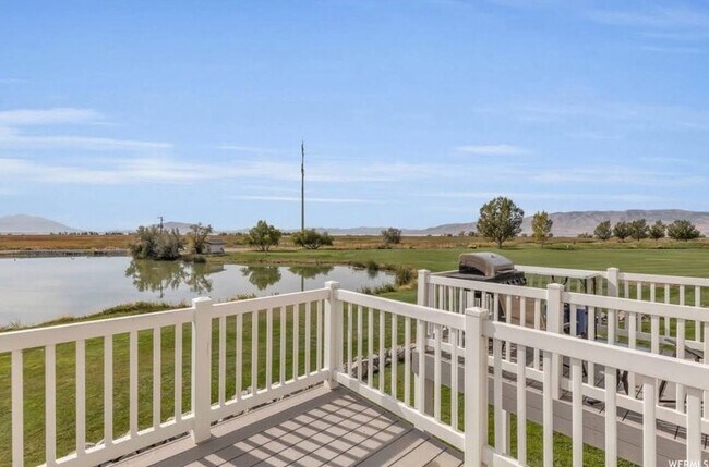 Foto del edificio - 2051 W Fairway Ln