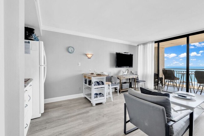 Foto del edificio - 5523 N Ocean Blvd