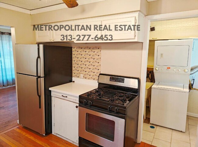 Foto del edificio - 5839 Helen St