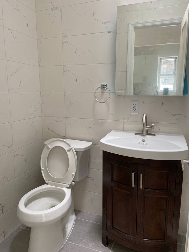 Foto del edificio - 7118-7110 10th Ave