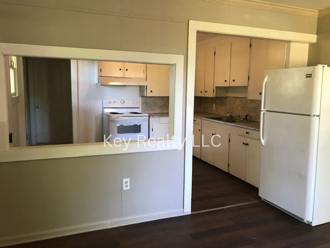 Foto del edificio - 210 Ball St