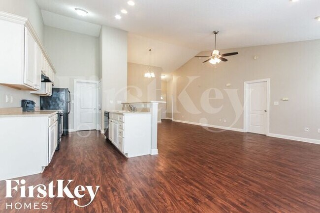 Foto del edificio - 9778 Rhodes Ln